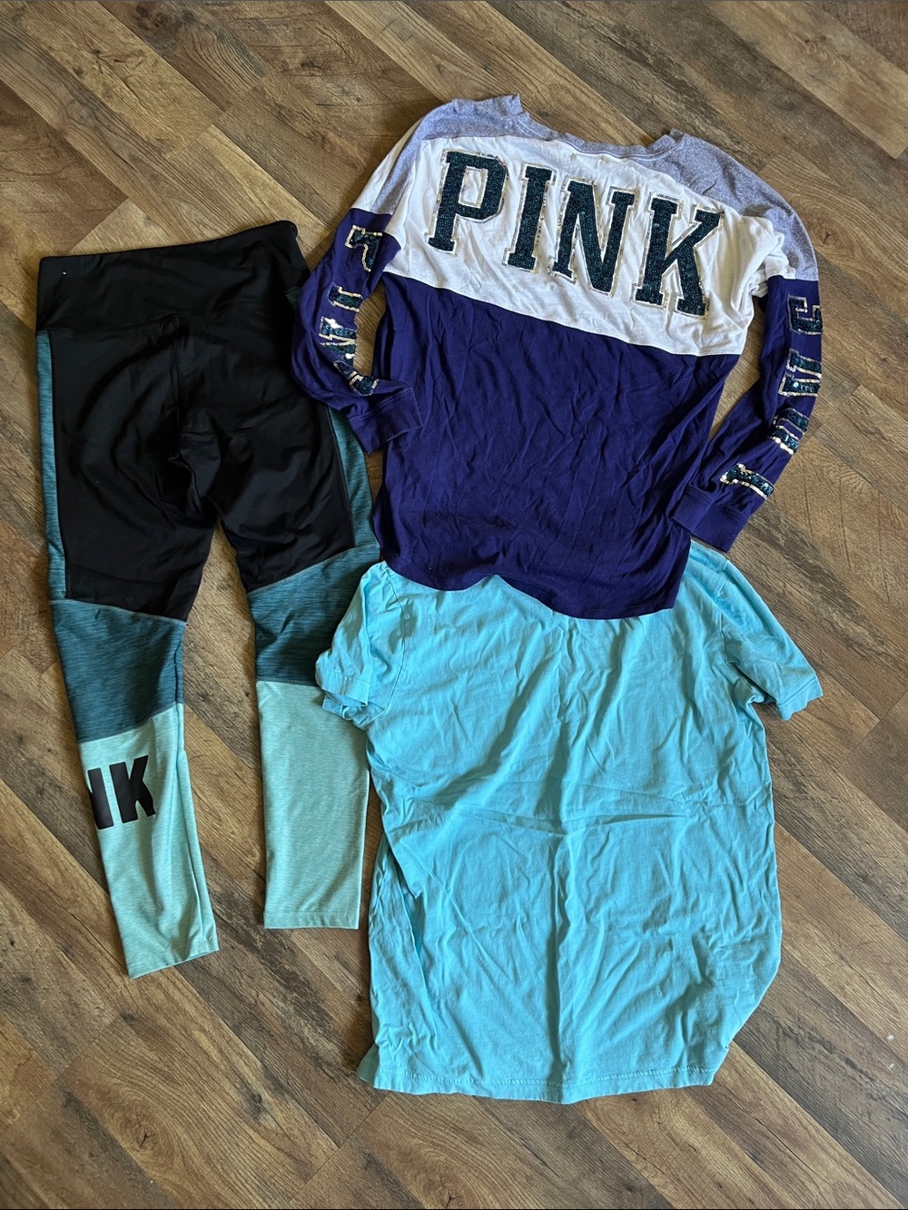 PINK Victoria’s Secret 3 pc. Bundle Lot, Size: Large - Picture 6 of 6